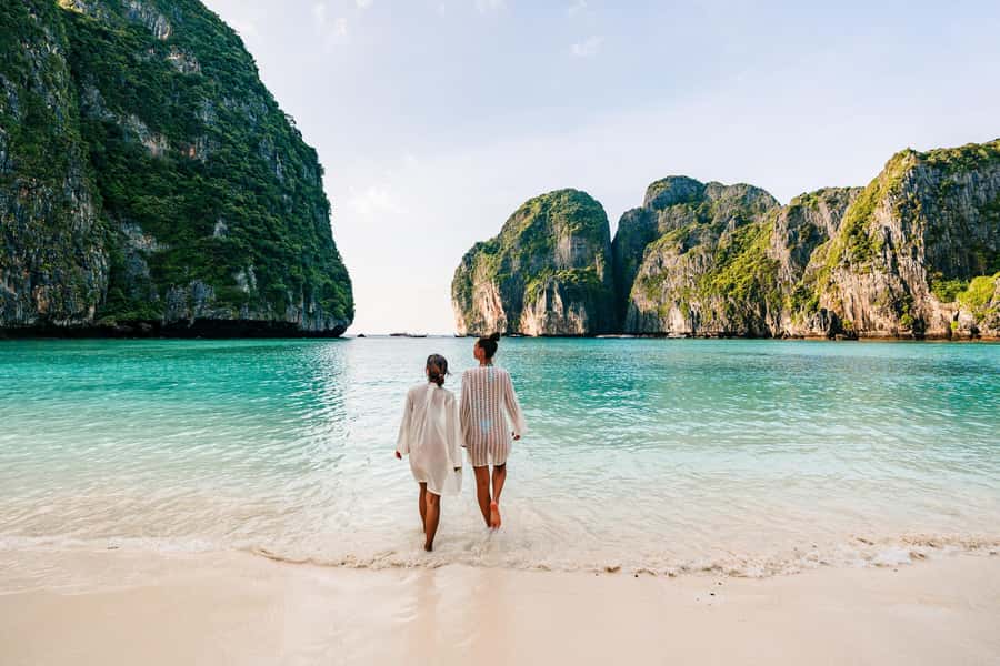 Phuket: Phi Phi Islands Day-Trip by Speed Catamaran - Bamboo Island: an easy first taste of the sea