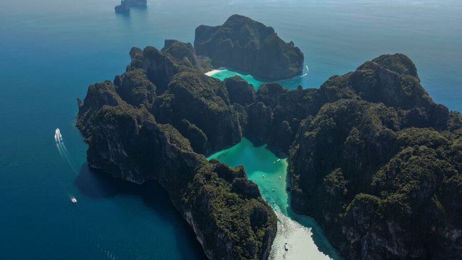 Phuket: Phi Phi Islands Day-Trip by Speed Catamaran - Viking Cave and the underwater stop
