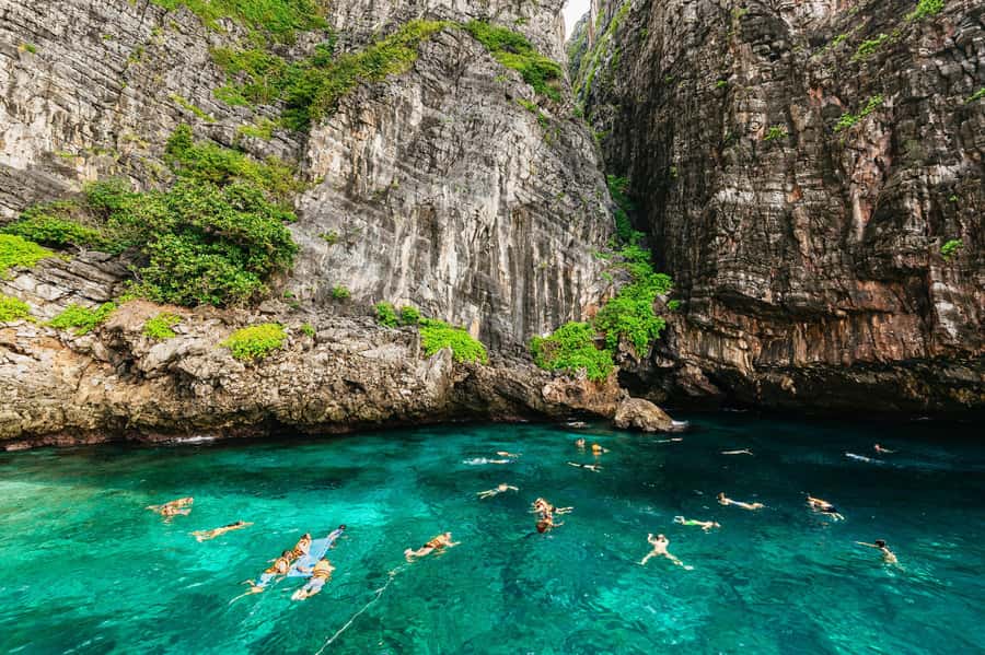 Phuket: Phi Phi Islands Day-Trip by Speed Catamaran - From your Phuket hotel to Boat Ramp Pier