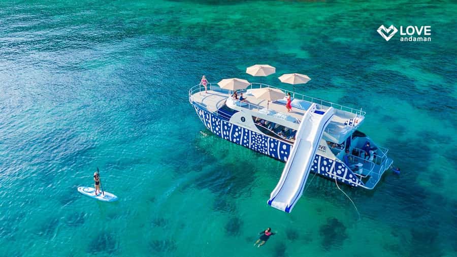 Phuket: Phi Phi Maiton Island Sunset Premium Catamaran Tour - Snorkeling near Phi Phi and Maiton Island