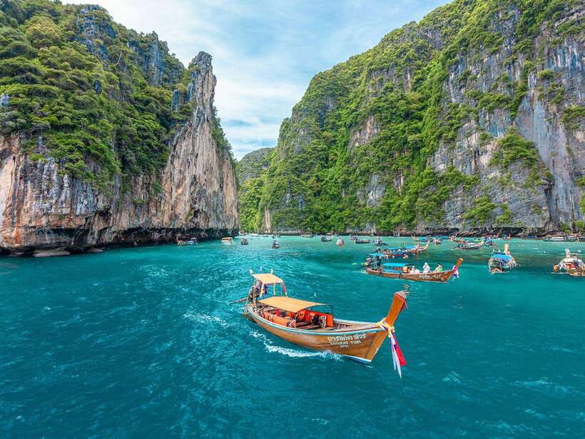 Phuket: Phi Phi, Maya and Khai Or Bamboo Island by Catamaran - Maya Bay and the Reality Behind the Postcard
