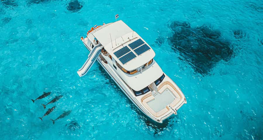 Phuket: Phi Phi, Maya, and Maiton by Luxury Yacht with Lunch - A Phuket sea day built around famous names