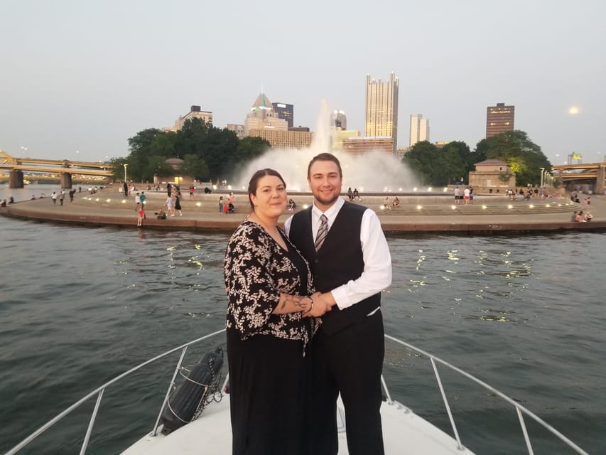 Pittsburgh: Private Yacht River Cruise with Captain and BYOB - The boat setup and what it means for comfort