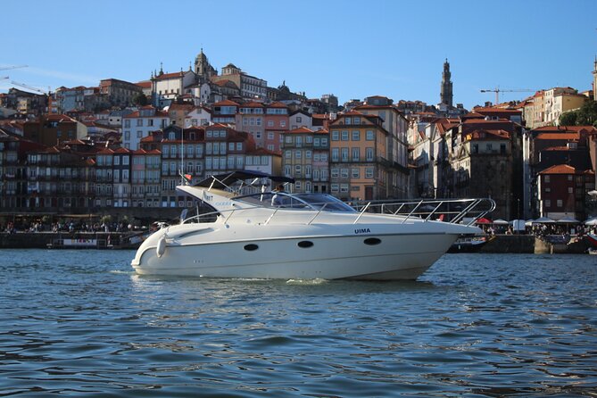 Port : 6 Bridges Private Yacht Cruise with Local Wine & Snacks - Key points to know before booking