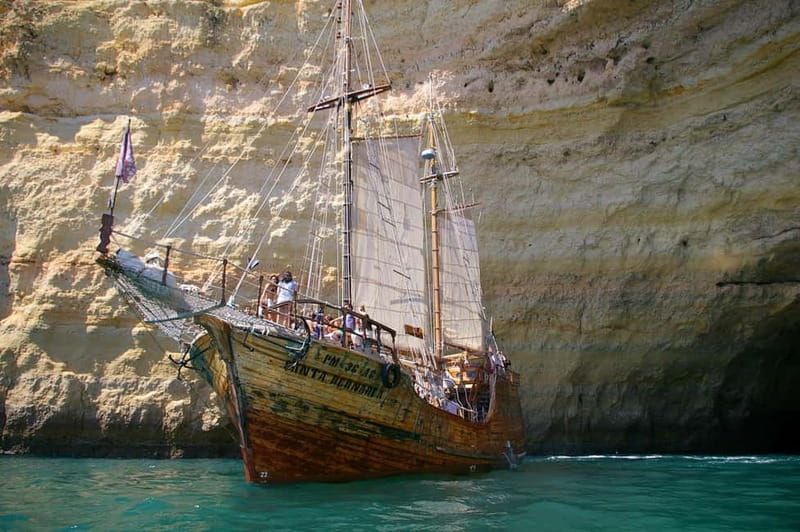 Portimão: Boat Trip by Sailing Boat to Lagos Cape Caves - Setting sail from Portimão’s Vasco da Gama pier