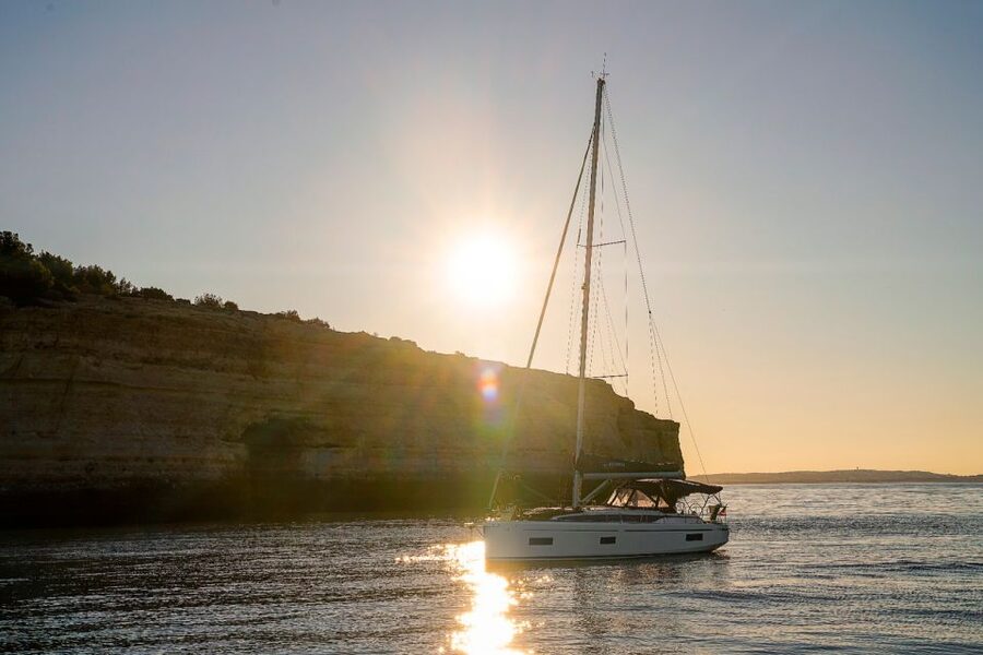 Portimao: Half-Day Sailing Yacht Cruise to the Benagil Caves - Should you book the Portimão yacht cruise?