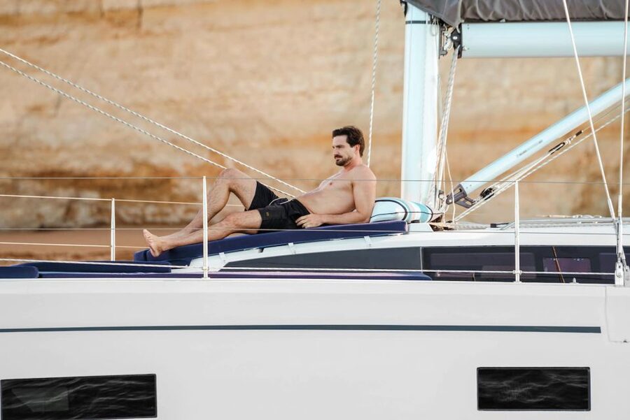 Portimao: Half-Day Sailing Yacht Cruise to the Benagil Caves - Shared cruise or private group