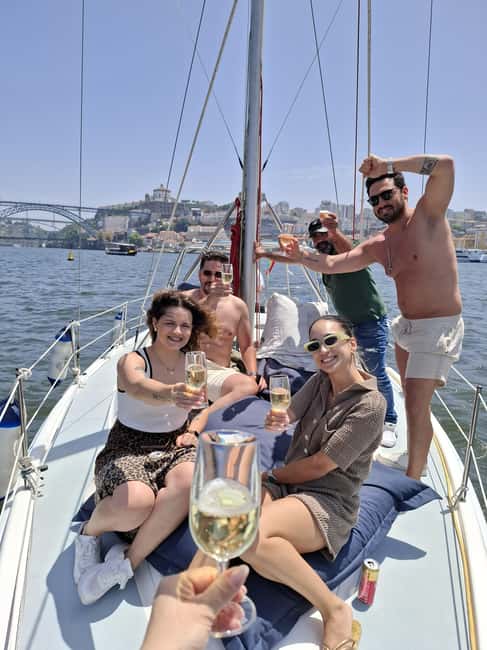 Porto, a cruise with open sails, drinks&snacks - Sé, Ribeira, and Porto’s riverfront