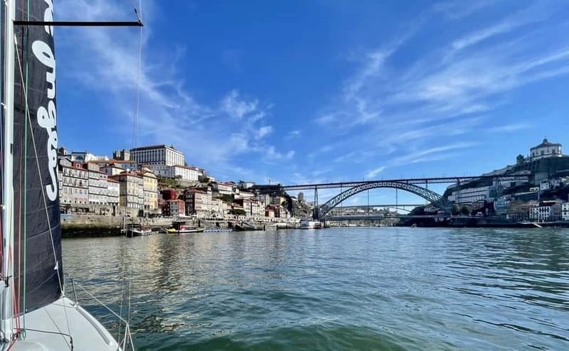Porto: Best Charming Sailboat Cruise - Wine and a small regional board