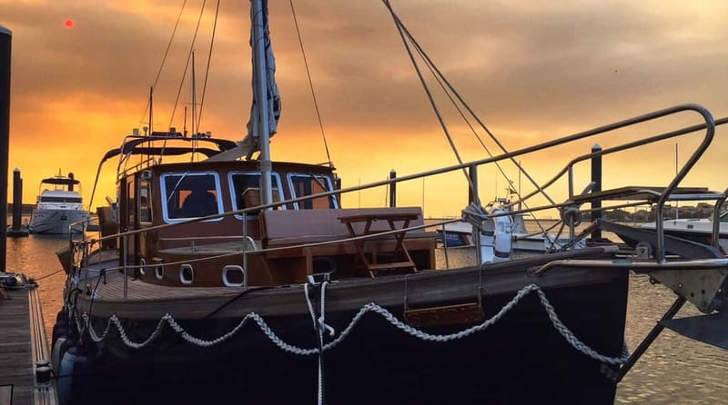 Porto: Classic Sailboat Cruise Along the Douro River - Ribeira from the water