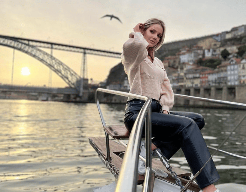 Porto: Classic Sailboat Cruise Along the Douro River - Sunset, snacks, and the hammock