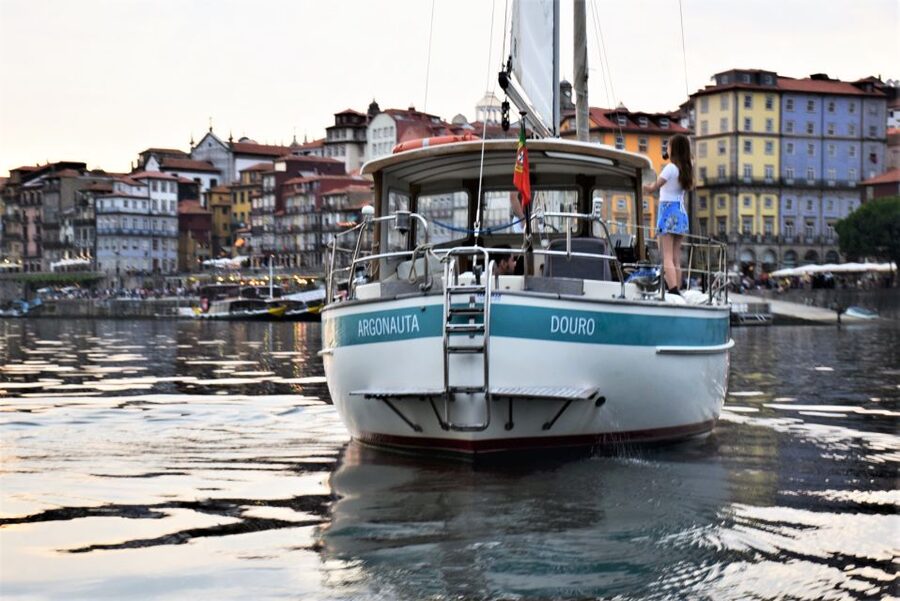 Porto: Private Sail on Douro River (Sunset Time Available) - Why Porto looks different from the Douro