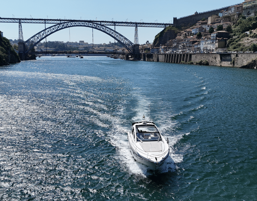 Porto: Private Yacht Cruise with Local Wines & Snacks - What the food and wine add to the experience