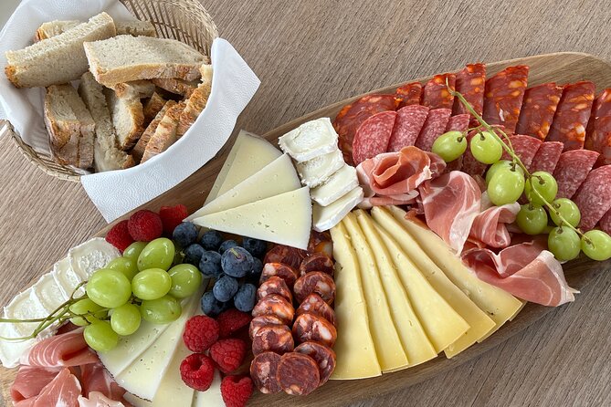 Porto: Private Yacht Experience with Local Wines & Snacks - Starting at Marina do Freixo