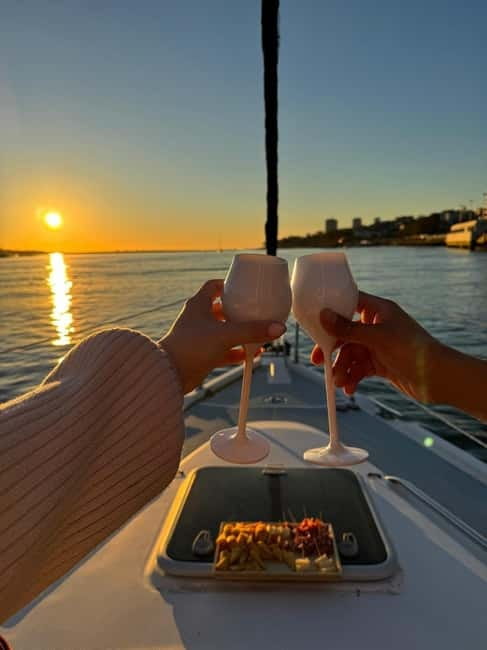 Porto shared Thullium Sailboat, enjoy magic sunset&open sail - Key points to know before booking