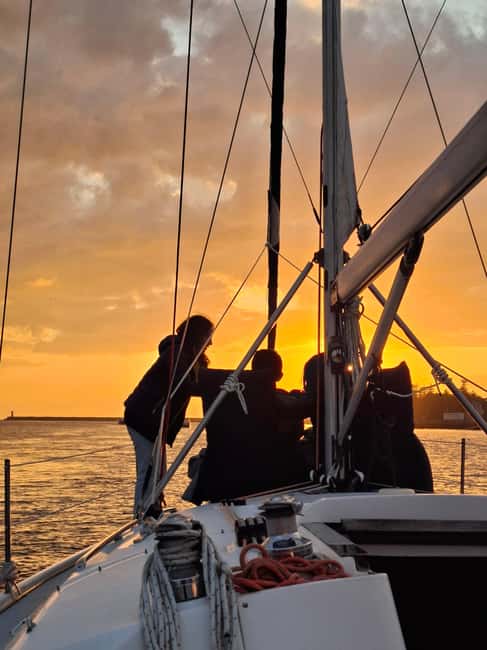 Porto shared Thullium Sailboat, enjoy magic sunset&open sail - Who will enjoy this Porto sailing trip most