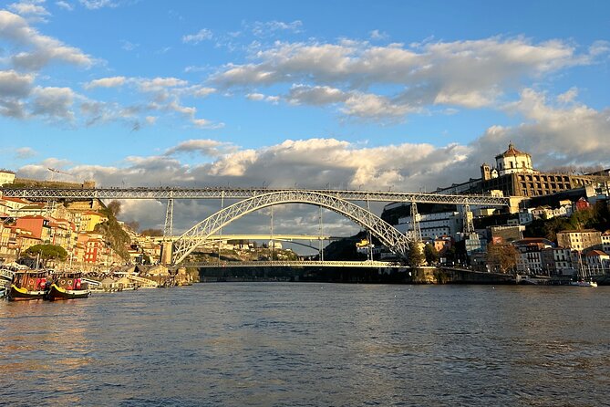 Porto: Sunset or Daytime, Charming Sailboat Cruise on the Douro River - Why a small sailboat is a good way to see Porto