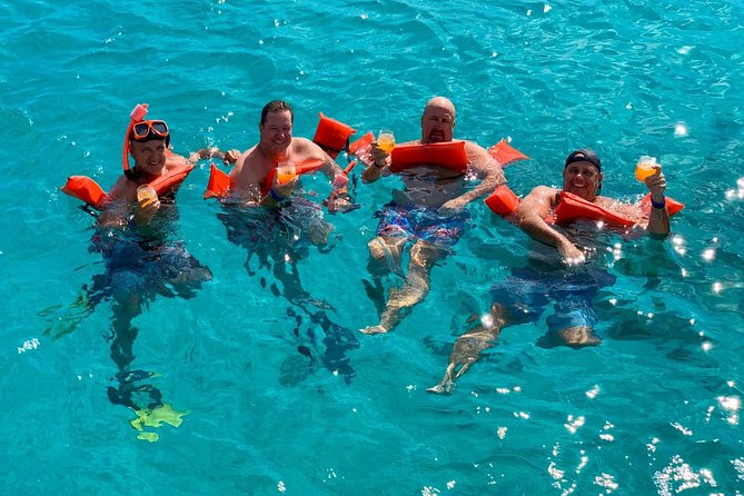 Premium Catamaran Afternoon Sail: Snorkeling and Lunch - Snorkeling at the Antilla shipwreck