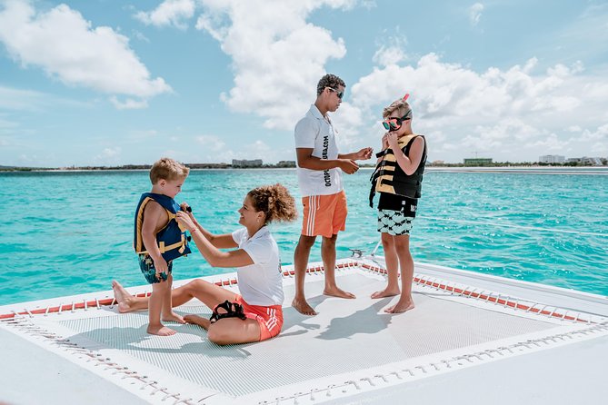 Premium Catamaran Morning Sail: Snorkeling, Mimosas and Brunch - The Antilla wreck is the morning’s main event