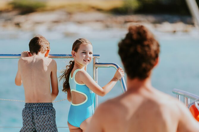 Premium Morning Snorkel Sail with Champagne Brunch - The crew makes the difference for new snorkelers