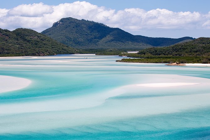 Prima - Overnight Sailing Experience of the Whitsundays - An evening aboard Prima