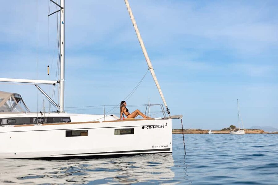 Private and exclusive sailboat in and around the Bay of Palma - Food, drinks, and what you should bring