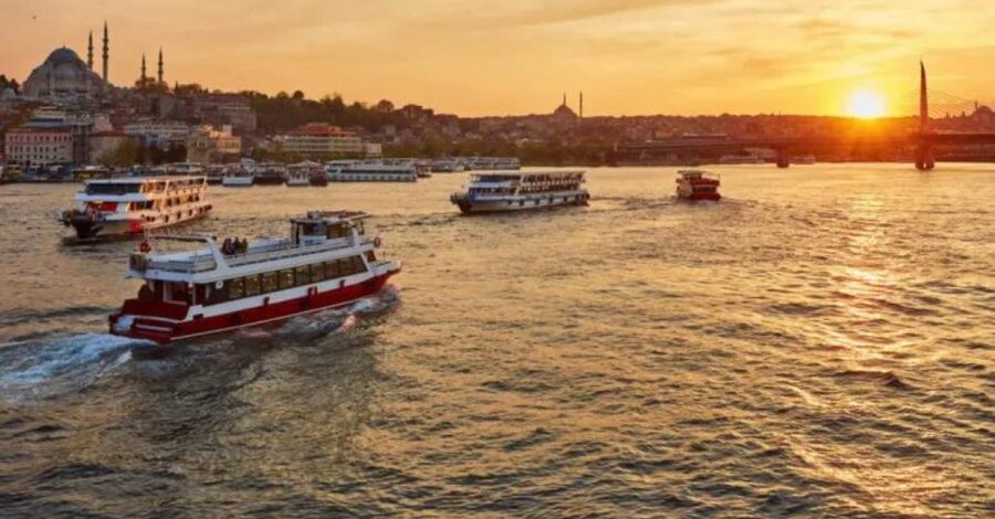 Private Bosphorus Sightseeing Cruise By Luxury Yacht - The bridges and the meeting of two continents