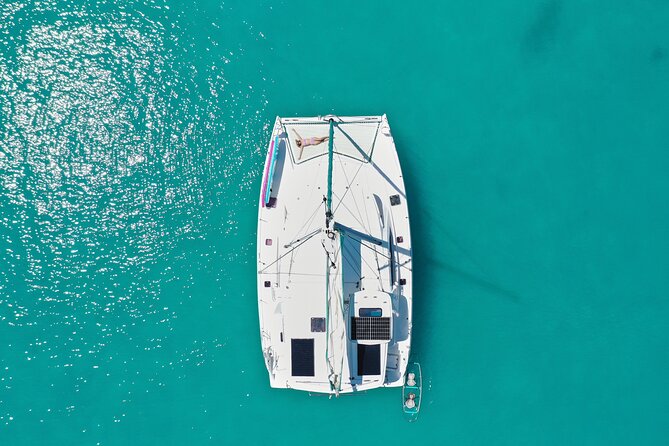 Private Catamaran Charter on Elusive - Cliff jumping, swimming, and quiet anchorages