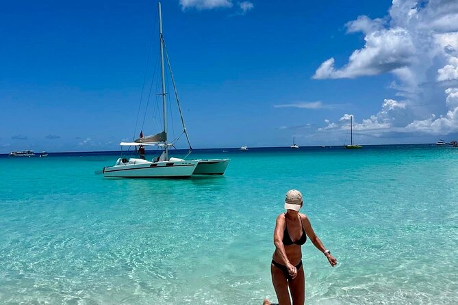 Private catamaran sail & snorkel - A personal guide makes a difference