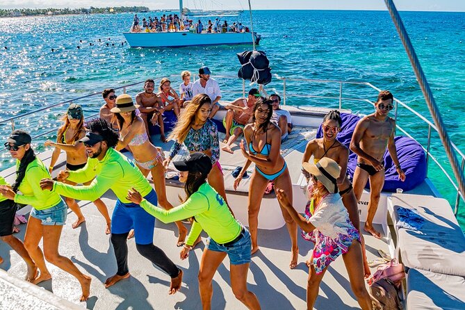 Private Catamaran Snorkeling Family Adventure - Is $900 a fair price for a private catamaran?