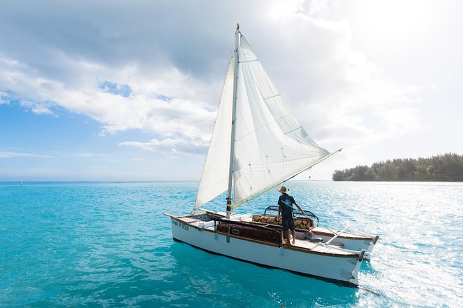 PRIVATE Half Day Tour : Moorea Snorkeling & Sailing on a Catamaran named Taboo - Food, drinks, and what is actually included