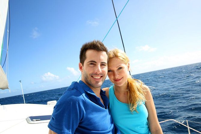 Private Luxury Catamaran Yacht. Full or Half Day Charter - Sail, Beach, Snorkel. - S/Y Pisces gives you room to spread out