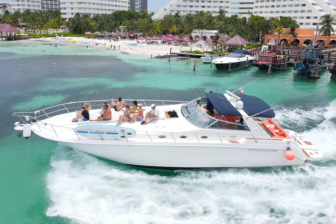 Private Luxury Yacht 55FT Rental in Cancun - What You Are Actually Renting
