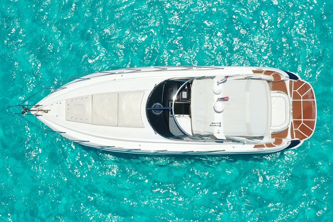 Private Premium Yacht 46FT Rental in Cancún - What the $283 group price really means