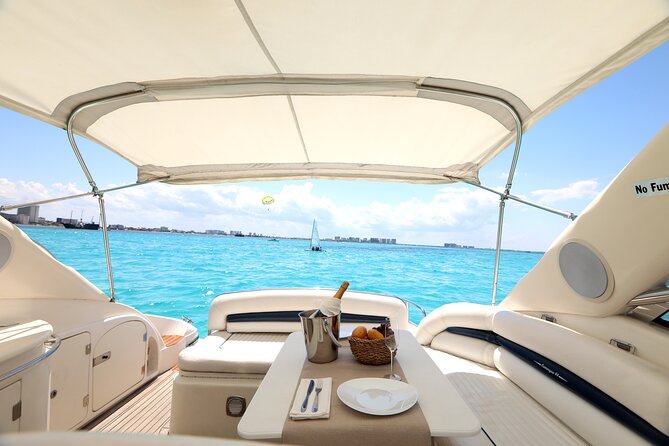 Private Premium Yacht 46FT Rental in Cancún - Six and eight hours: the better choice for Isla Mujeres