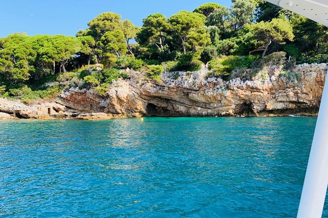 Private ride with sea bath in Solar Catamaran - Leaving Port Gallice in Juan-les-Pins