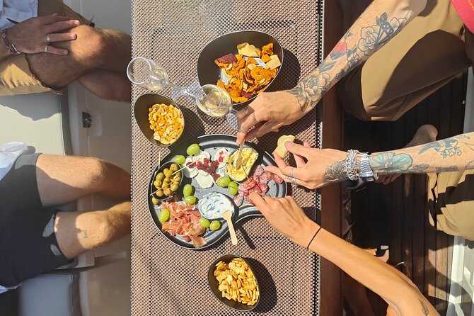Private Sailboat Barcelona up to 11pax w/Premium Boat & Aperitifs - Who should book this sailing experience