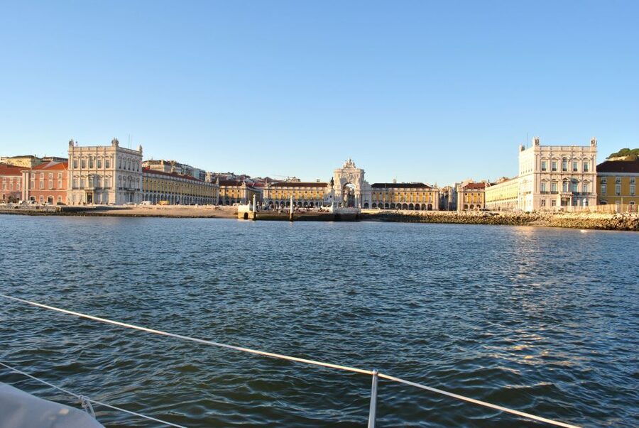 Private Sailing Boat Tour Lisbon with a drink: 2 to 8 Hours - Practical details before you book