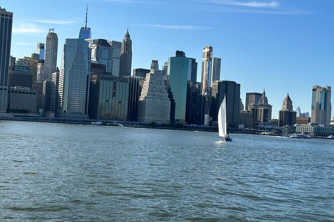 Private Sailing Charter in Brooklyn - Getting close to the Statue of Liberty
