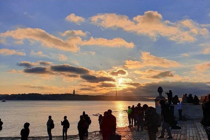 Private Sailing Cruise in Lisbon with Drinks - What the two hours feel like on board
