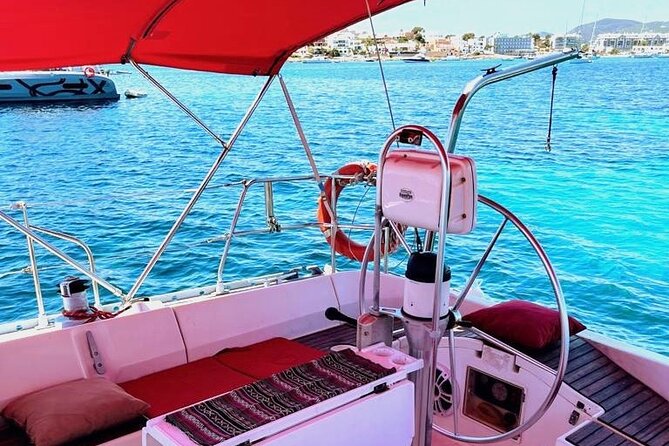 Private sailing tour with aperitif in Barcelona - Should you book the Port Fòrum sailing tour?
