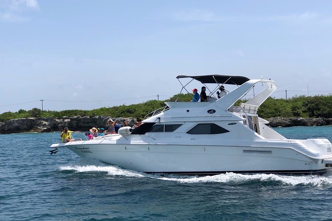 Private SeaRay 47ft Yacht Rental Cancun 23P6 - Four hours toward Isla Mujeres and Playa Norte