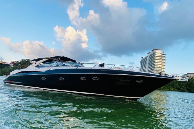 Private SUNSEEKER 60 Yacht Experience for up to 20 Guests - What comes with the $750 rate