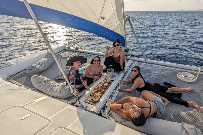 Private Sunset Dinner Cruise in Bonaire w/ Sailing & Snorkeling - Sailing along Bonaire’s coastline