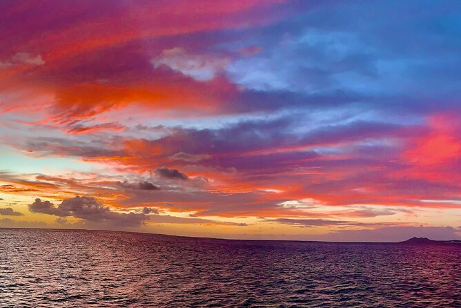 Private Sunset Dinner Cruise in Bonaire w/ Sailing & Snorkeling - Sunset dinner with cocktails