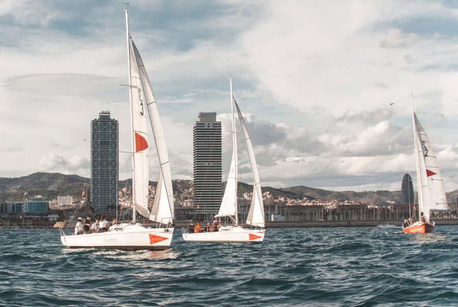 Private Sunset Sailing Trip with Cava & Skyline Views - Key details before you book