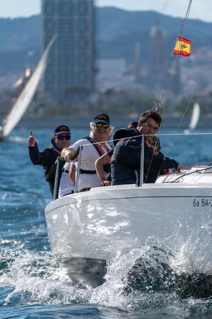 Private Sunset Sailing Trip with Cava & Skyline Views - Is $177 good value?