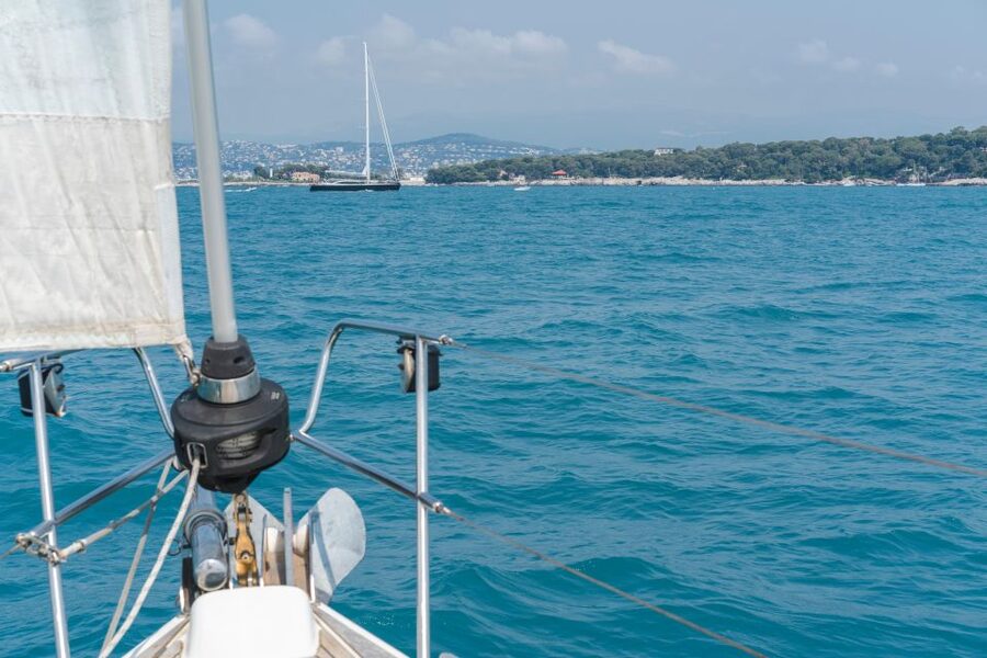 Private tour on a sailboat - Swim and paddle - Antibes Cape - Who will enjoy this private boat trip?