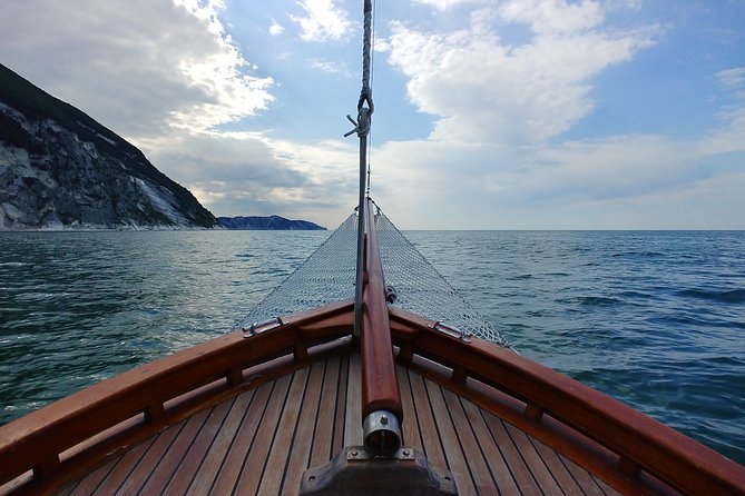 Private Traditional Sailboat Tour of the Conero Riviera - Mezzavalle and a proper swim at Il Trave