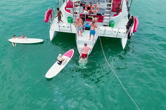Private Yacht Charter ChicaFUN 3 Waterslides All Inclusive - Who will get the most from ChicaFUN 3?
